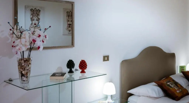 La Grua House, Book Vacation Home Hotels in Sicily with Parking, Parking