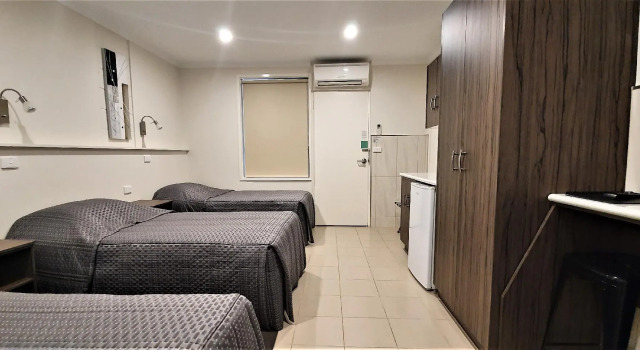 Трёхместный номер Superior Ryley Motor Inn