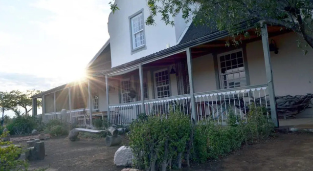 Люкс Aloe Guest House