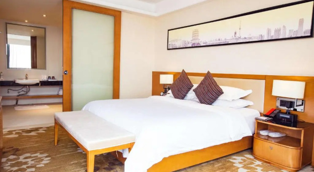 Люкс Ramada Encore Wuhan