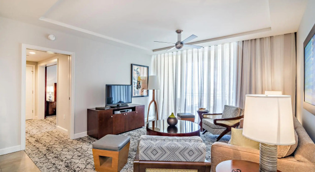 Ocean view 1 bedroom condo, Rezerwuj Hotel Riviera Beach Palm Beach County