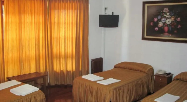 Четырёхместный номер Standard Hotel Antoyana