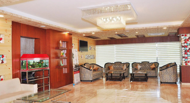 Hotel Sundaram, Boek Hotel Pangot Uttarakhand