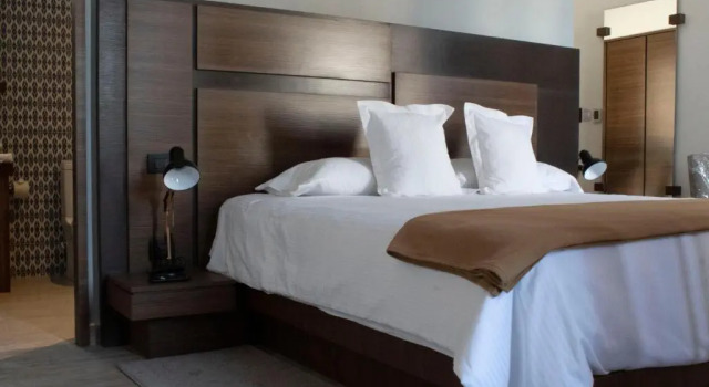 Полулюкс Hotel Diana