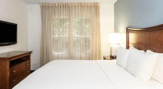 Двухместный люкс c 1 комнатой Hyatt House Herndon/Reston