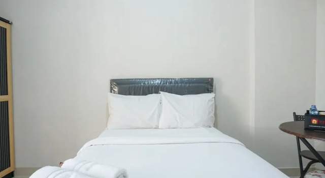 Fully Furnished Studio at Green Park View Apartment, Prenota Appartamento Giacarta Jakarta Province