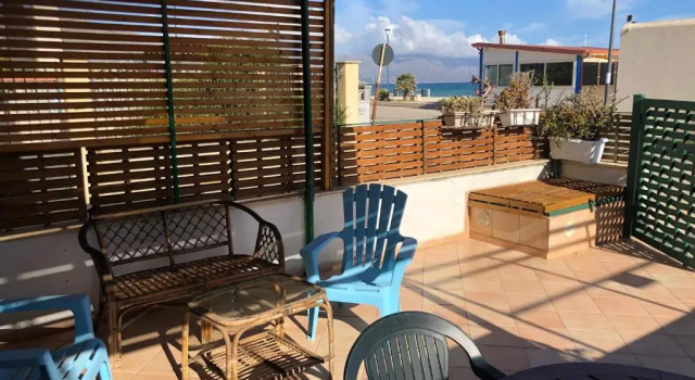 Апартаменты Цокольный этаж Tonnara Apartments
