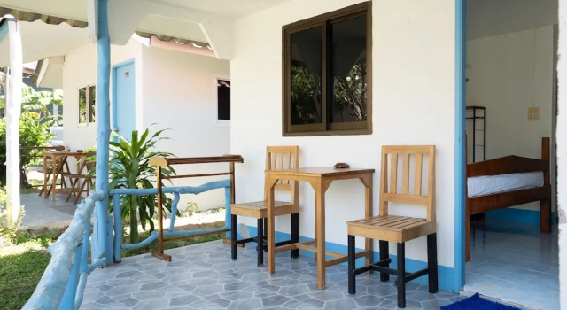 Бунгало Superior Isara Lanta Beach Resort