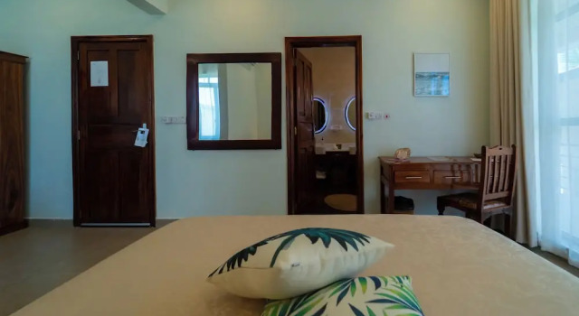 Двухместный номер Classic с видом на сад Coral Cliff Villas