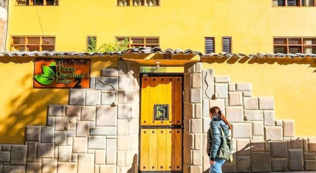 PERU QUECHUAS LODGE Riverside, Забронировать Отель Отели в центре Ольянтайтамбо, в центре, Парковка, недорого