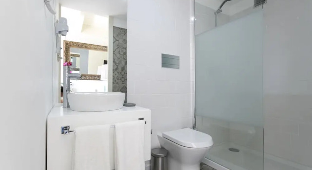 Апартаменты Deluxe c 1 комнатой с балконом Charming Mezzanine Rooftop View