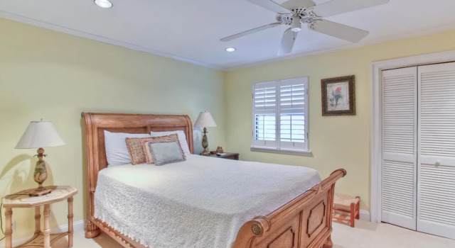 1118 Beachview Drive by Hodnett Cooper