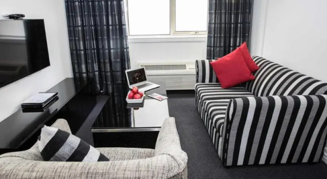Номер Standard Hotel Collins