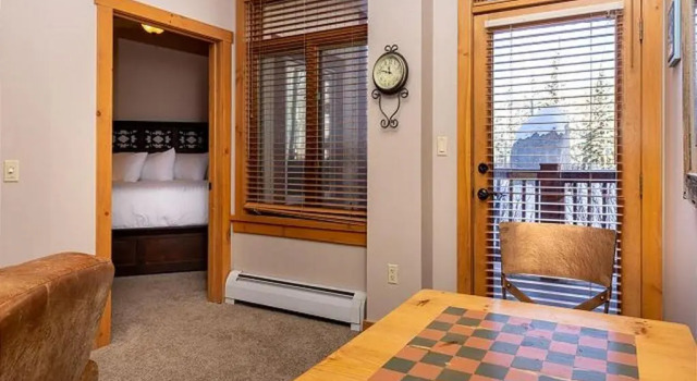 1 Bedroom Colorado Vacation Rental In River Run Village Steps From The Summit Express Gondola, Забронировать Отель Отели Кистон 4 звезды, рядом с Эрджентин, 4*