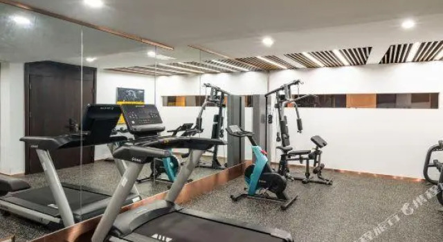 Yue Hotel, Book Hotel Mawei 