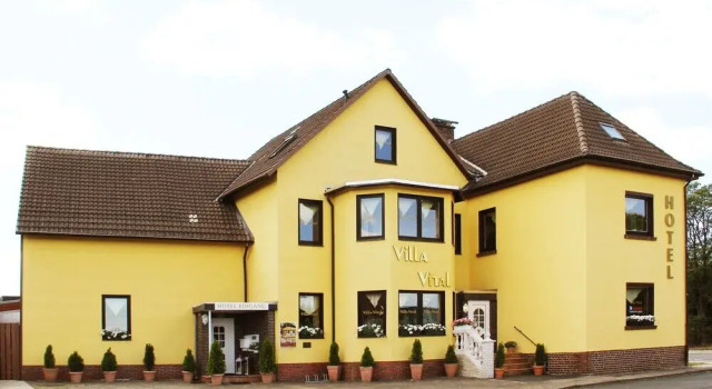 Hotel Vital Lüneburger Heide, Забронировать Отель Отели Мунстер с завтраком, Завтраки