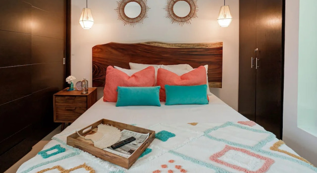 Семейная вилла Marvellouse Town House, Terrace, Pool and Golf