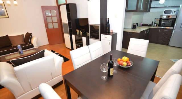 Hana Apartment