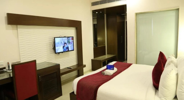 OYO Premium IVY Hospital, Book Hotel Mohali Punjab