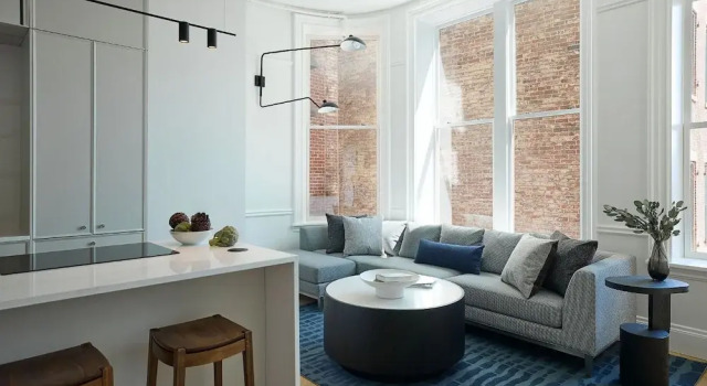 Апартаменты The Docent's Collection at 178 Middle Street