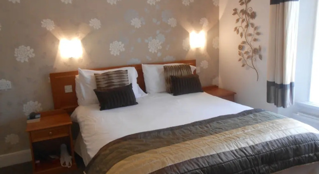 Camera Standard Ansteys Lea Guest House