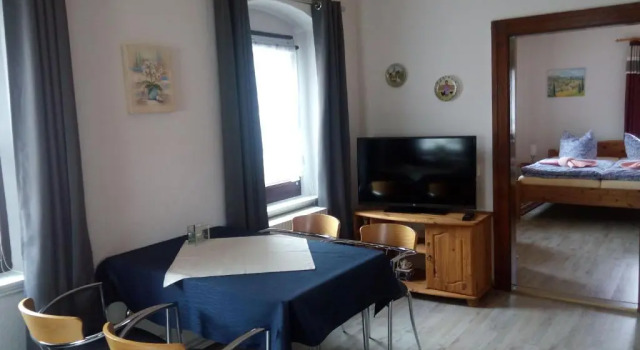 Апартаменты Ferienwohnung Im Wiesenthal
