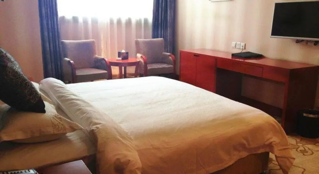 Weijing Business Hotel, Prenota Hotel Weiyang 