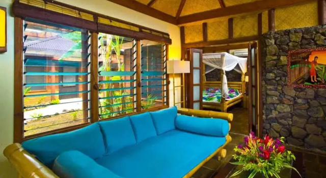 Люкс с балконом Coconuts Beach Club Resort and Spa