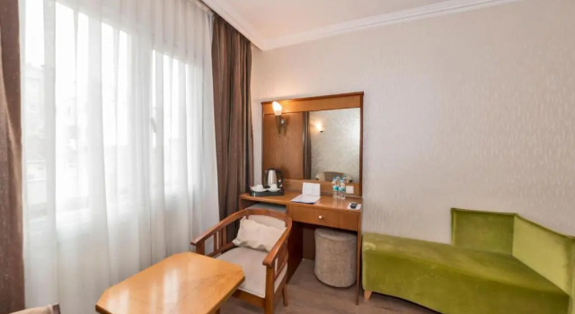Трёхместный номер Standard Four Sides Taksim Lion Hotel&Spa