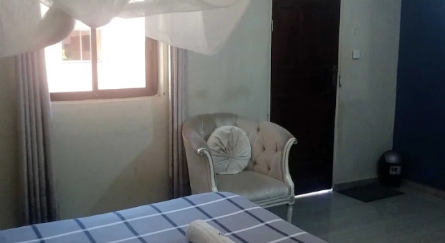 Camera Standard First City Lodge