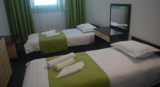 Standard Doppel Zimmer PORT INN Hotel