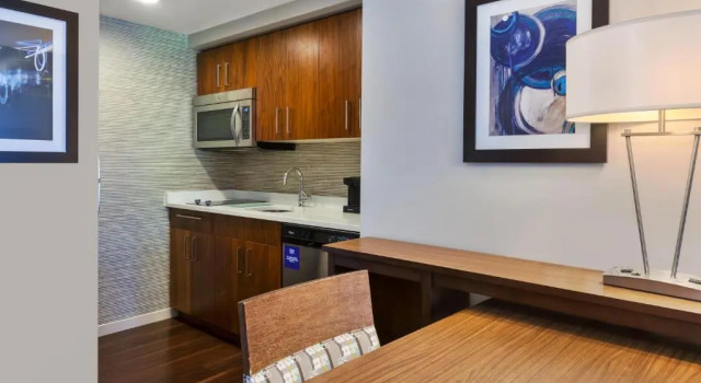Двухместный люкс c 1 комнатой Homewood Suites by Hilton Pittsburgh Downtown