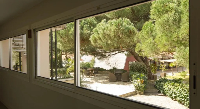 Люкс Hotel The Originals de la Plage Marennes Oleron