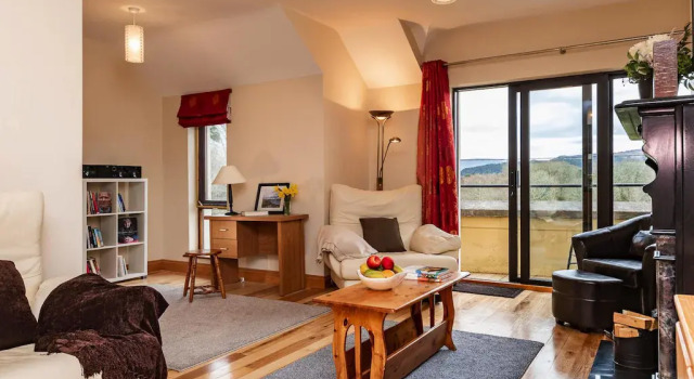 Semi-detached house, Kenmare, Book Hotel Hotels in Kerry with Parking, Parking