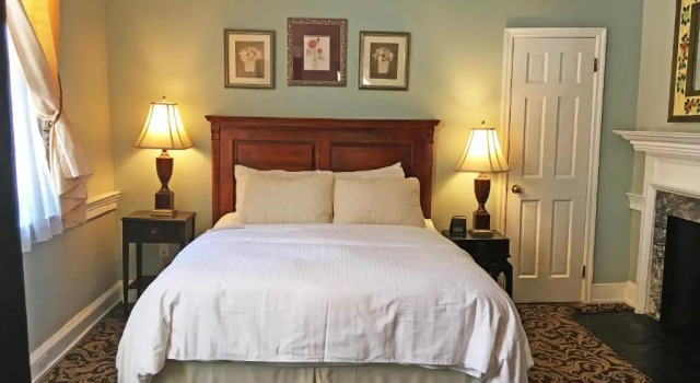 Полулюкс Morris House Hotel