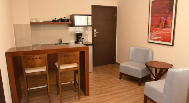 Апартаменты Standard Taos Apart Hotel