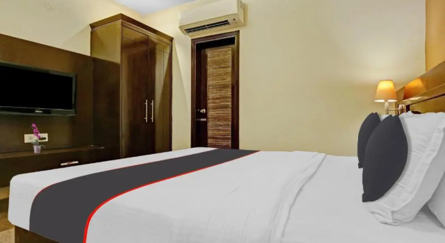 Collection O 92973 Hotel Royal Jihaan, Book Hotel Ludhiana Punjab