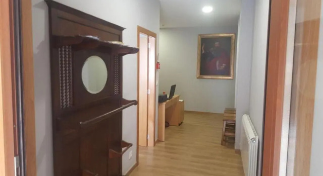 Albergue Parroquial Santiago Apostol de Redondela, Book Hotel Redondela 