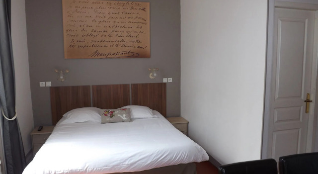 Hotel Chalet De Lisere, Забронировать Шале Коттеджи Канн, рядом с Рю Д'Антиб, Коттедж
