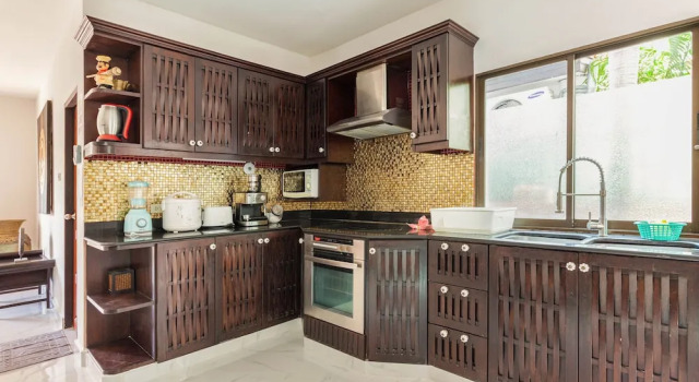 Вилла LUMALAND Luxury Pool Villa Pattaya Walking Street