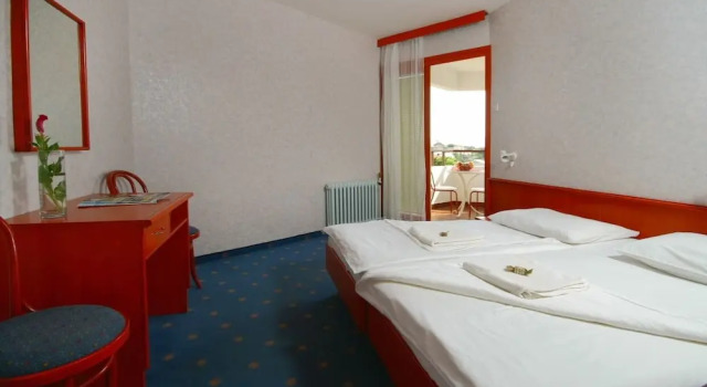 Семейный номер Comfort с балконом и с видом на море Hotel Laguna