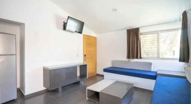 Четырёхместный номер Standard Luna Aqua Villas