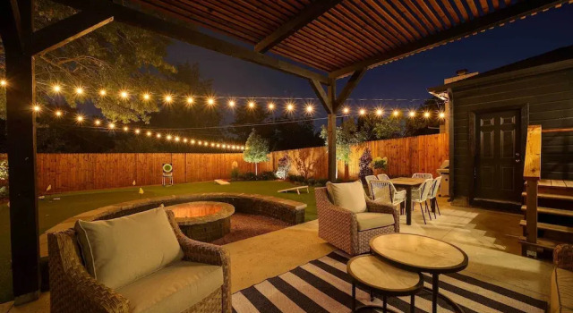Коттедж Tulsa Retreat w/ Backyard Oasis & Putting Green!