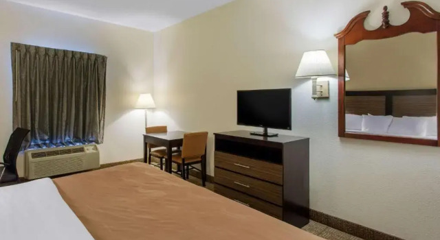 Номер Standard Quality Inn Surfside Myrtle Beach
