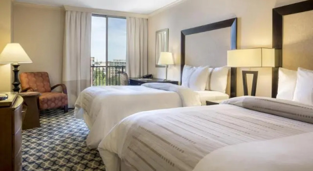 Номер Deluxe Hotel AKA Washington Circle