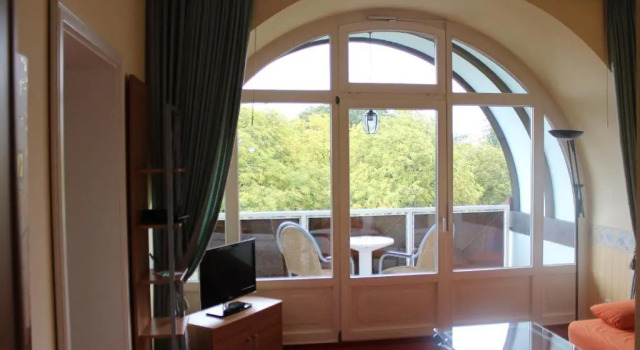 Апартаменты с балконом Parkhotel Klüschenberg