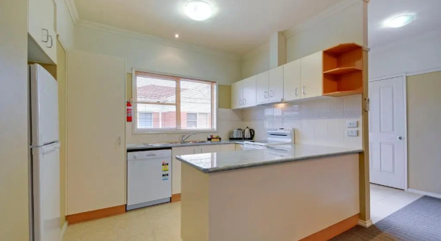 Апартаменты Traralgon Serviced Apartments