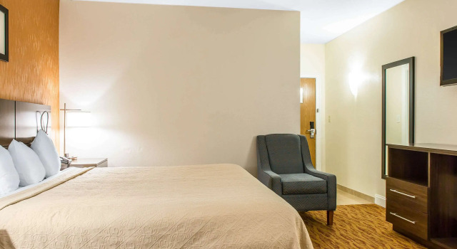 Двухместный номер Standard Quality Inn & Suites Middletown - Newport