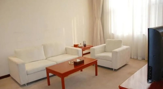 Tianjin Yingbin Hotel No.6, Забронировать Отель Hexi Дунли