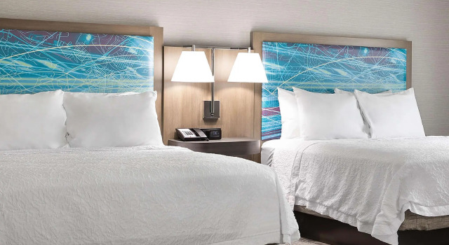 Четырёхместный номер Standard Hampton Inn & Suites Cranberry Pittsburgh